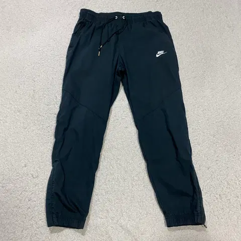 나이키 블랙 트레이닝 바지 팬츠 L
