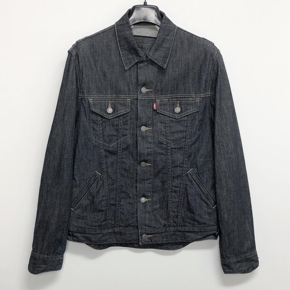 리바이스 흑청 트러커 자켓/남성M/칠팔구제