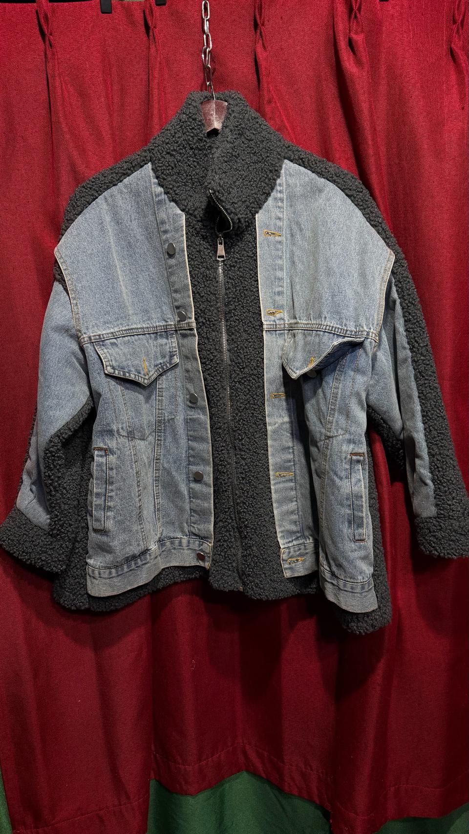 데님 뽀글이 트러커 자켓 FREE