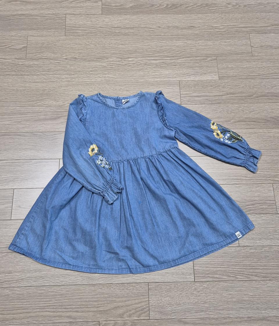 여아 데님 자수 원피스