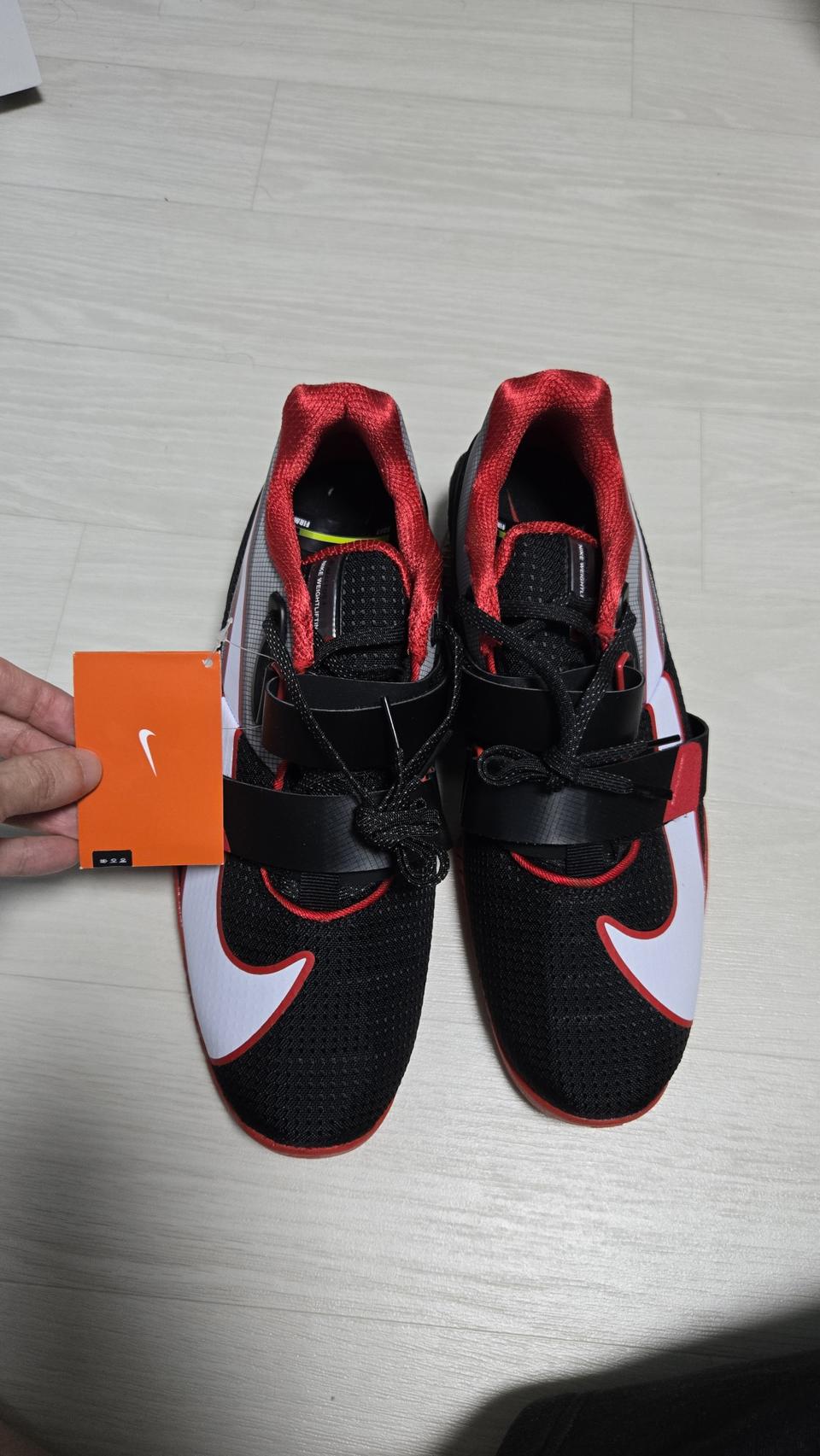 나이키 로말레오4 역도화 헬스화 트레이너화 300mm 판매합니다 왕발