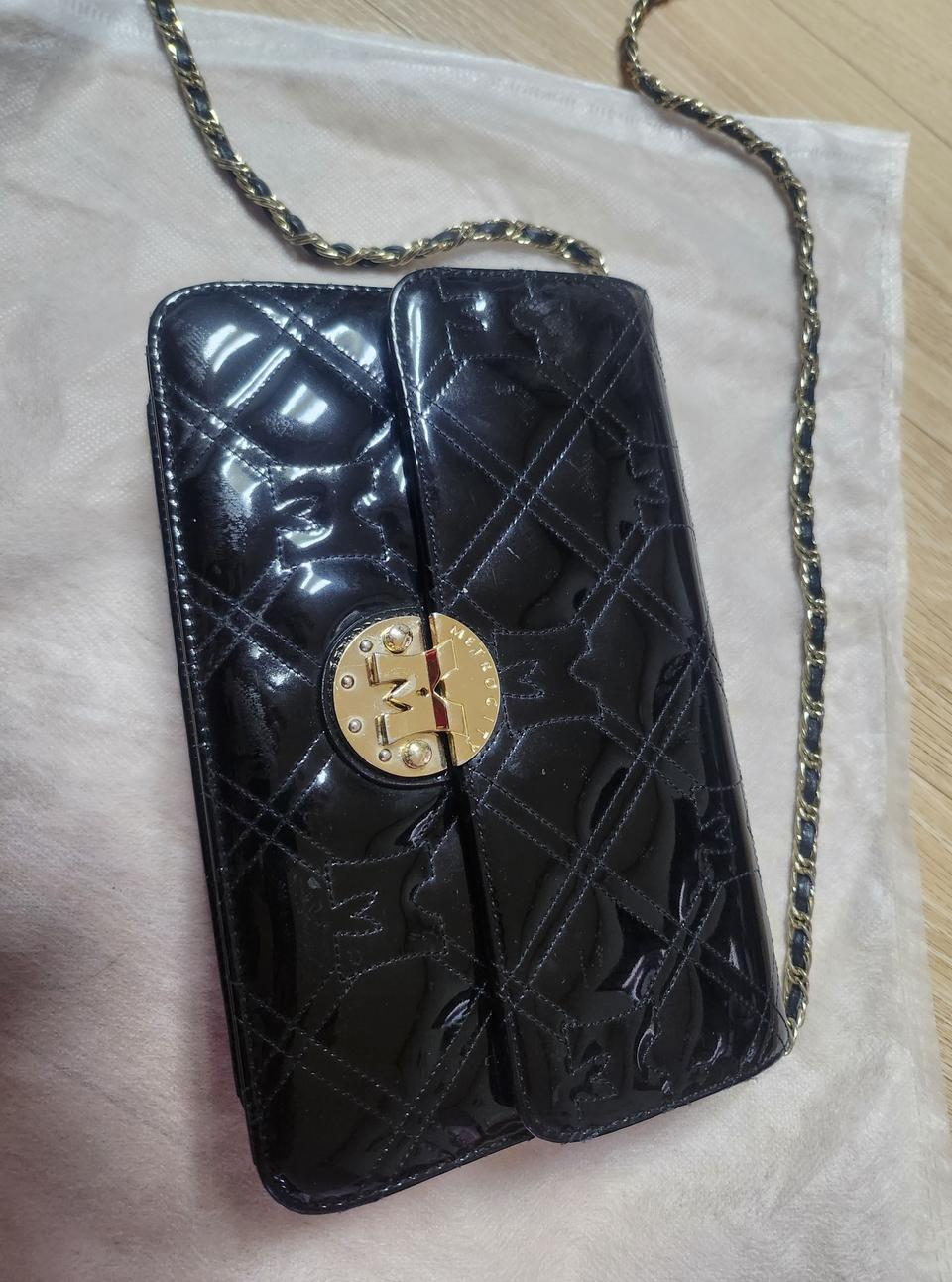 메트로시티 체인크로스백