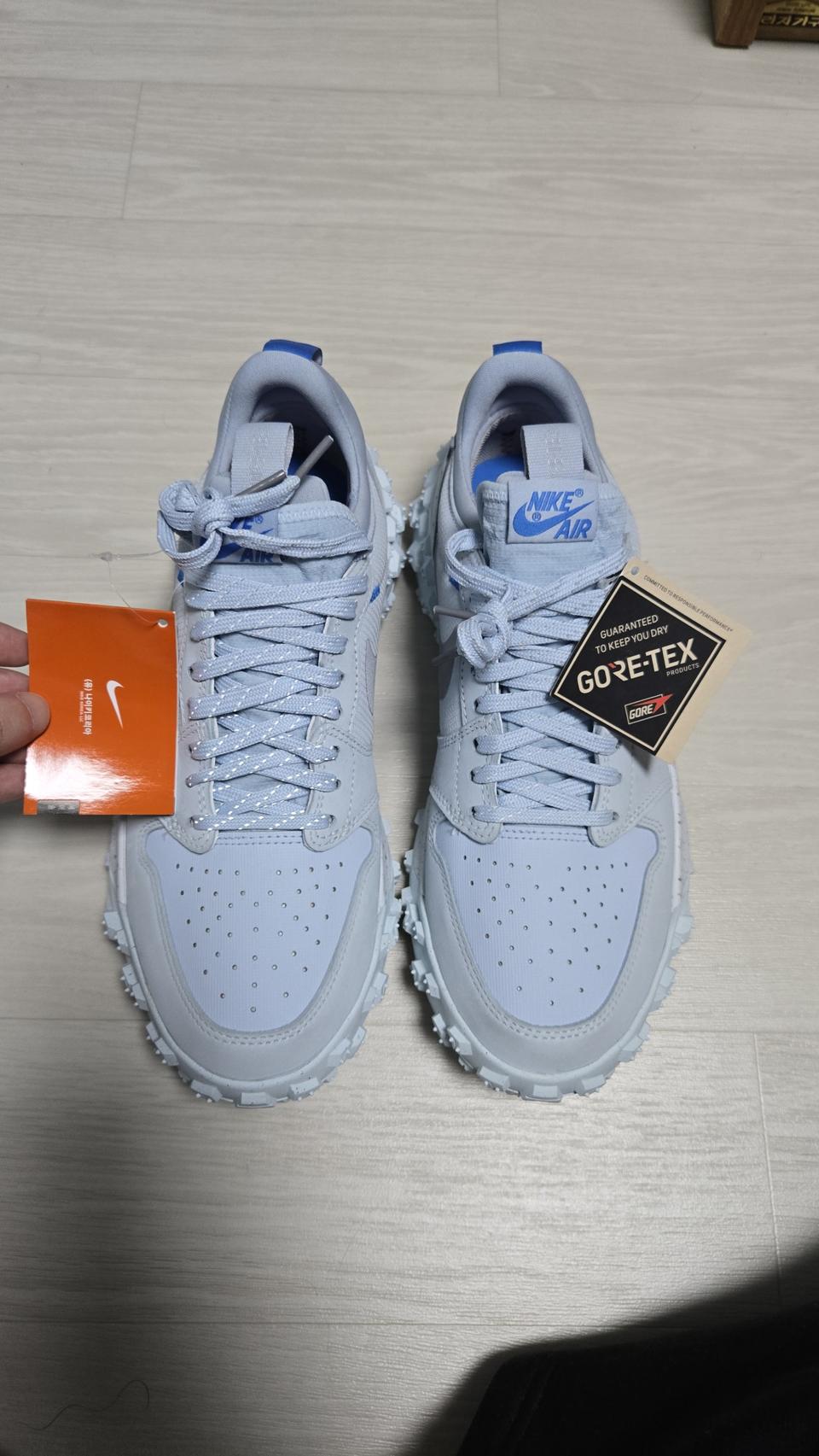 나이키 에어 조던1 엘리먼트 로우 A/T 고어텍스 280mm 판매합니다