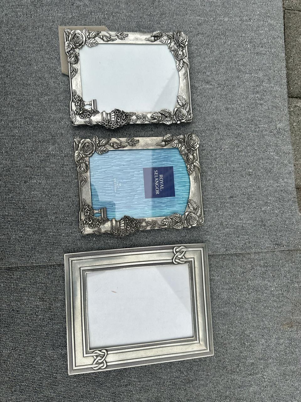 미사용 말레이왕실 인증, 로얄 셀랑고르 주석 액자 3종판매합니다