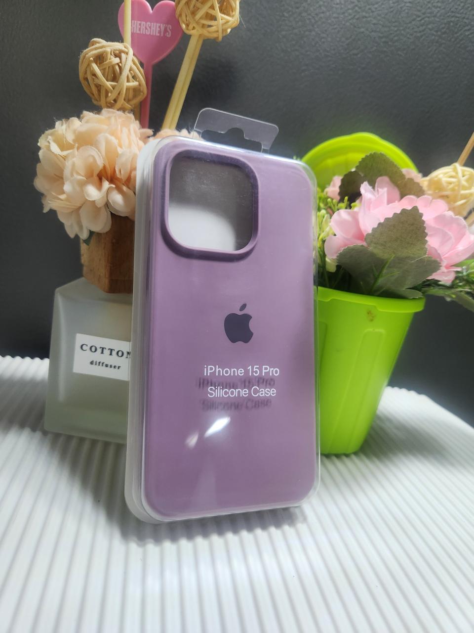 "아이폰 15 pro 애플 실리콘 케이스"