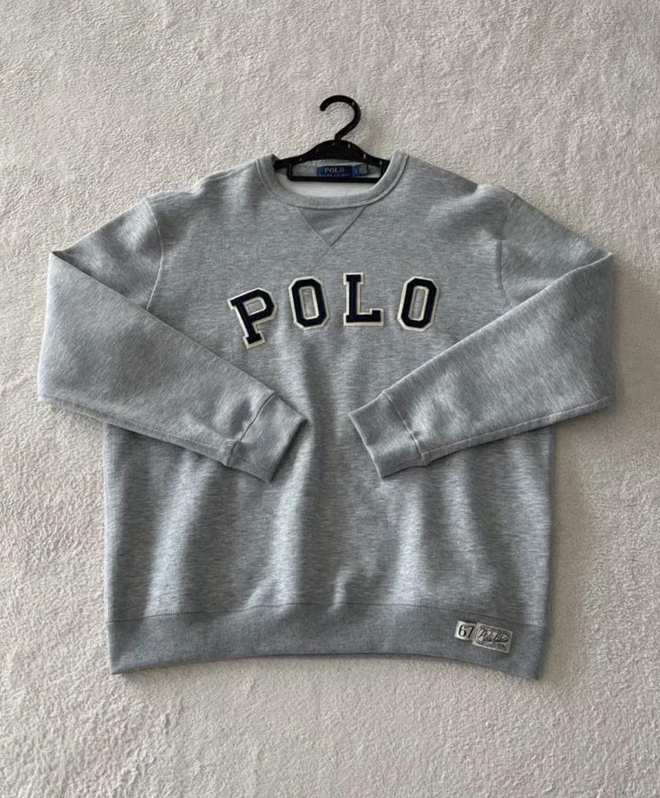 폴로 기모 맨투맨 로고 스펠 L사이즈 (A급)