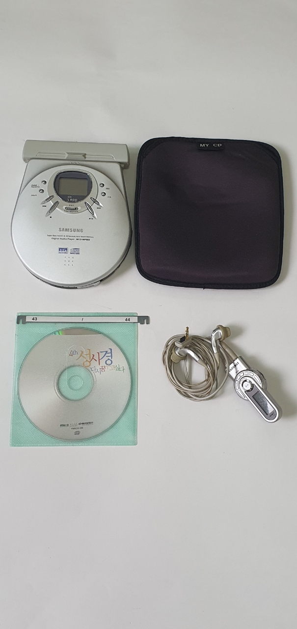 삼성 CDP 정상.리모컨및 CD포함