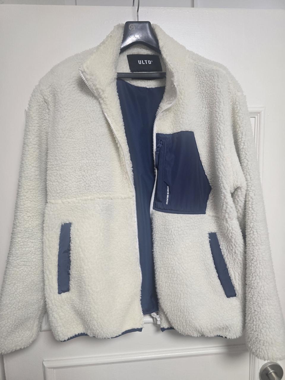 (100) ULTD 양털후리스