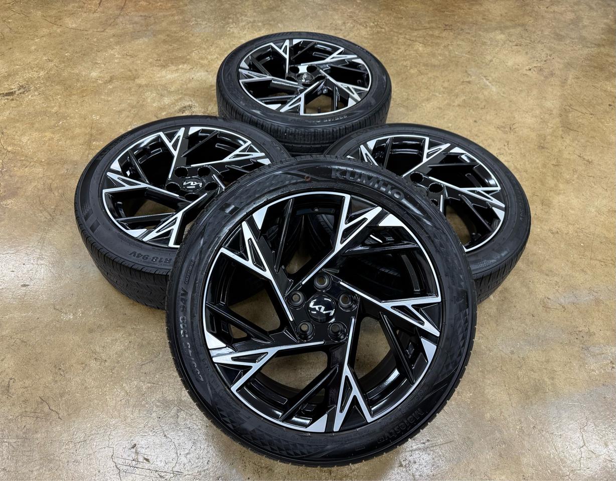 더 뉴 K5 dl3 18인치 순정휠타이어 팝니다