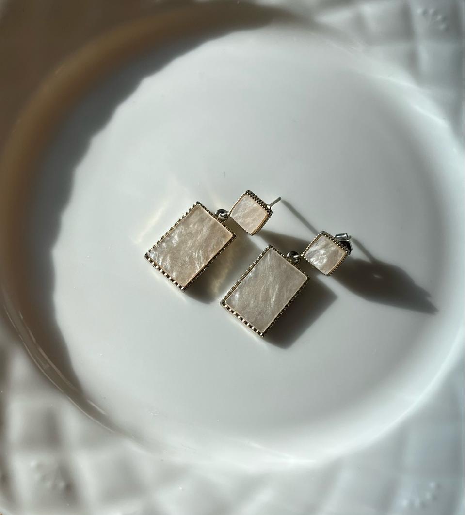 아이보리 대리석 엔틱 귀걸이