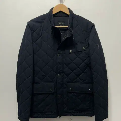 게스 다이아 퀼팅 자켓 블랙 M 남성