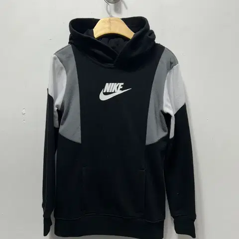 나이키 키즈 블랙 기모 후드티 116사이즈
