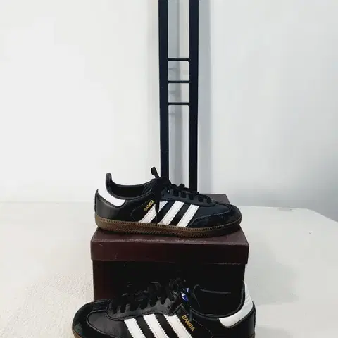 아디다스 삼바 스니커즈 블랙 210