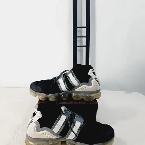 나이키 에어 베이퍼맥스 유틸리티 블랙 쿨그레이 280