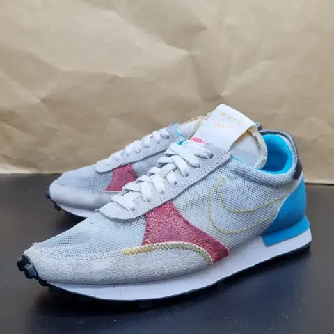 나이키 데이브레이크 크림슨 운동화 230