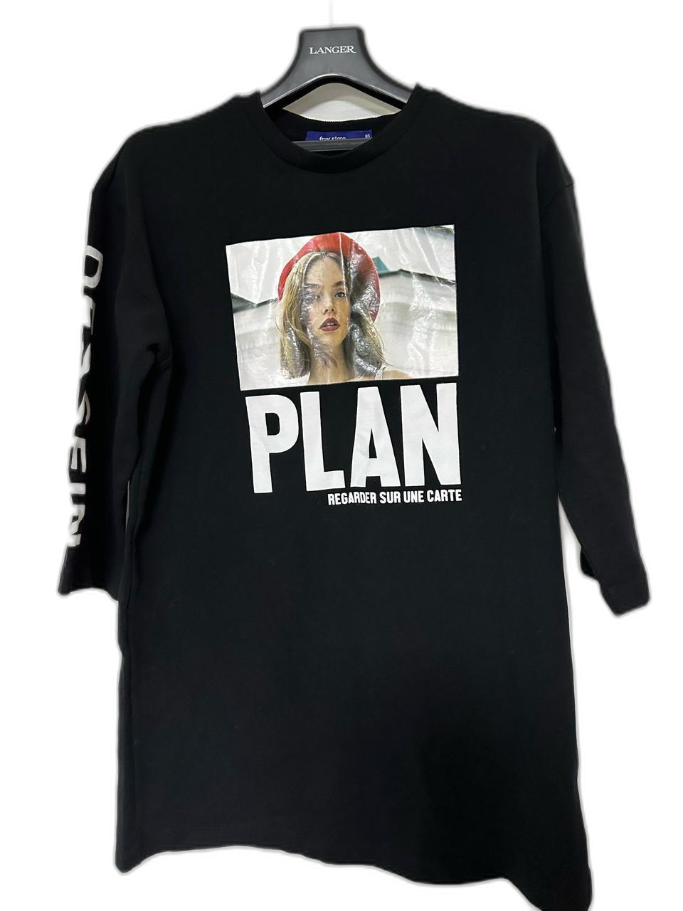 프랭크스톤 검정색 티셔츠