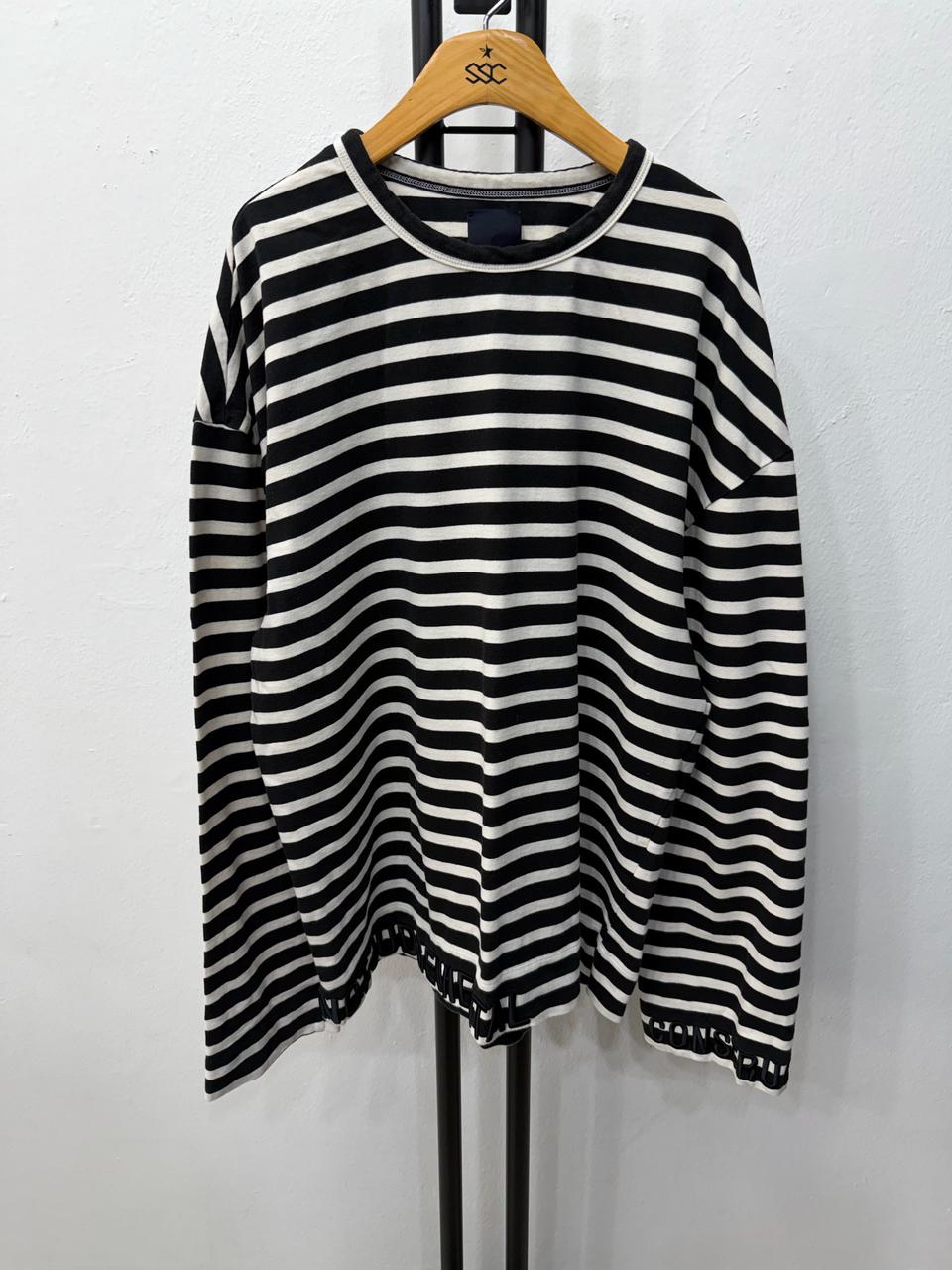 정품) 준지 오버핏 자수 레터링 긴팔티 44