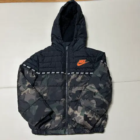 나이키 키즈 카모 패딩 6-7세/116-122
