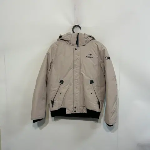 아이더 여성 오리털 패딩 100