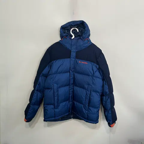 컬럼비아 남성 구스다운 패딩 100