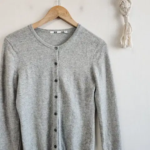 유니클로 캐시미어 100% 가디건 M