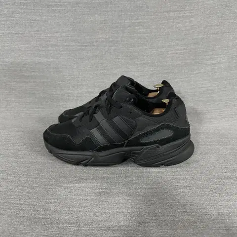 아디다스 오리지너리스 영96 트리플블랙/남성(265mm)/s1222