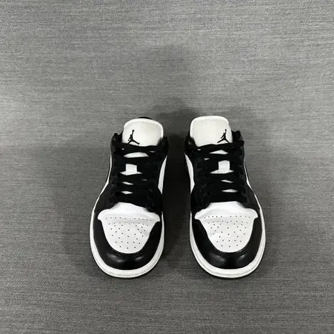 나이키 에어조던1 로우/여성(235mm)/s1234