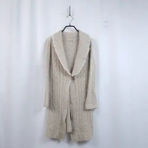 매긴 케이블 니트 롱 가디건 아이보리 S