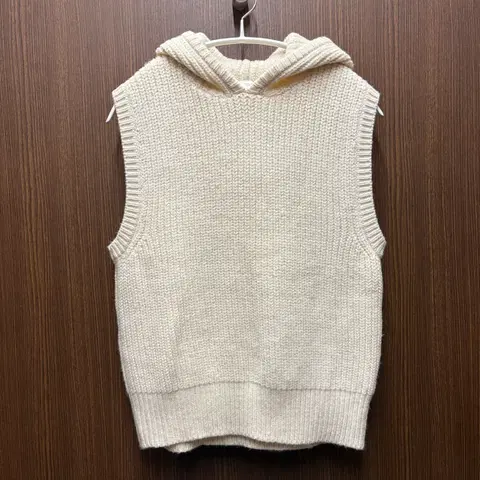 ZARA 자라 니트 후드 조끼 S