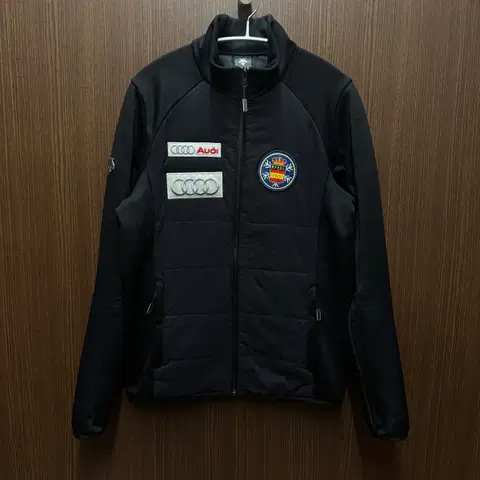 데상트 아우디 트레이닝 집업 95