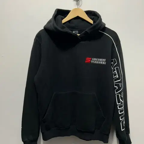 어메이징 스트롱거 블랙 후드티 기모M