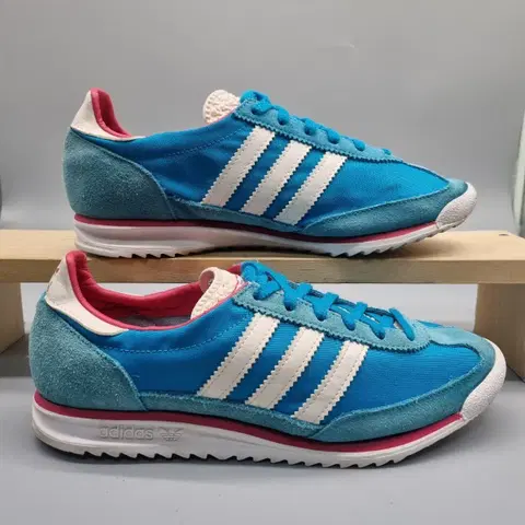 아디다스 SL72 스니커즈 245