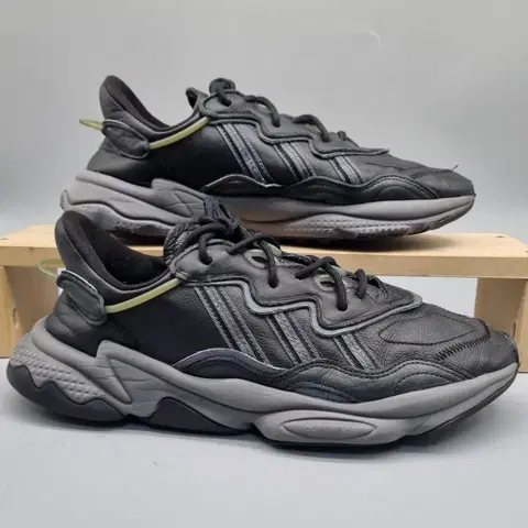 아디다스 오즈위고 블랙 남성운동화280