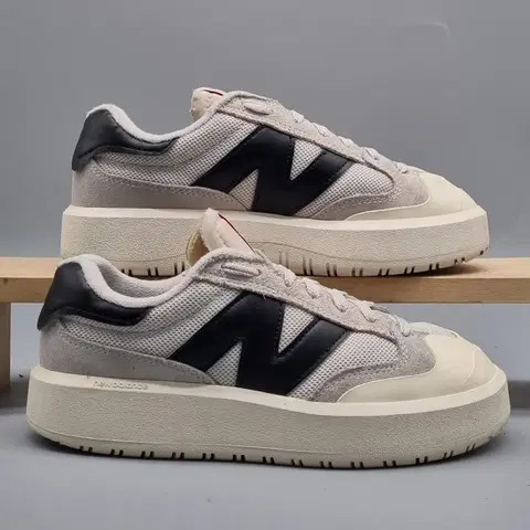 뉴발란스 CT302 여성운동화235