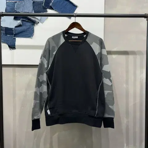 (110) 리복 스트릿 밀리터리 카모 기모 맨투맨 긴팔 티