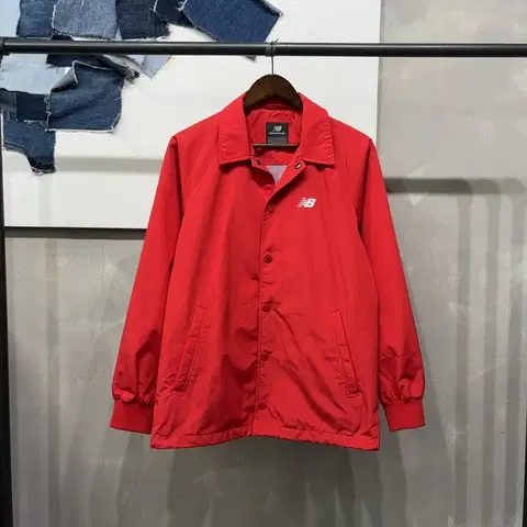 (95) 뉴발란스 캐주얼 백플인팅 바람막이 코치 자켓