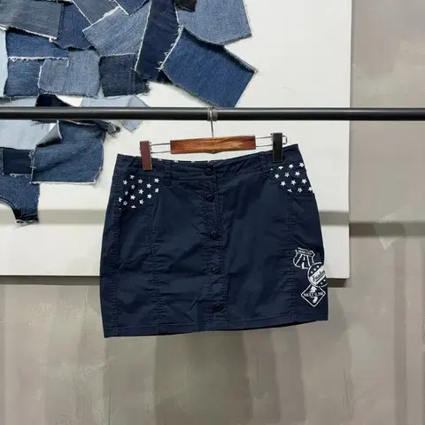 (28인치) 팬텀 여성 골프 네이비 버튼업 미니스커트 치마