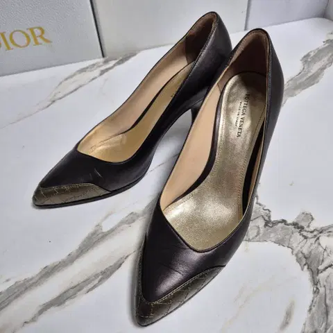 (정품) 보테가베네타 힐 / 펌프스 36