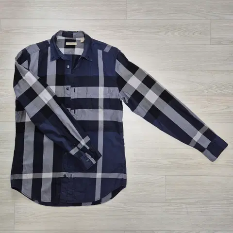 (정품) 버버리 체크 코튼 셔츠 S