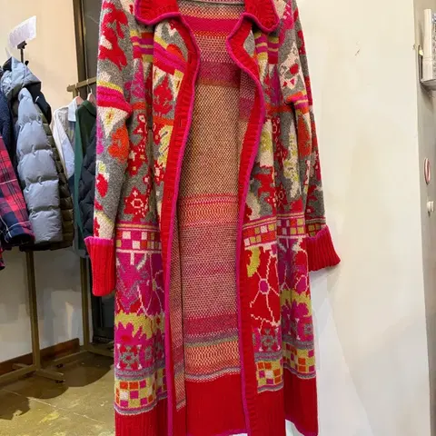 오일릴리 패턴 니트 가디건