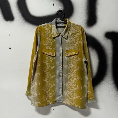 VTG 빈티지 오리엔탈 패턴 페이크 포켓 긴팔 셔츠