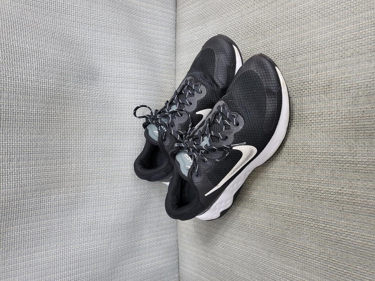 나이키 런닝화 275