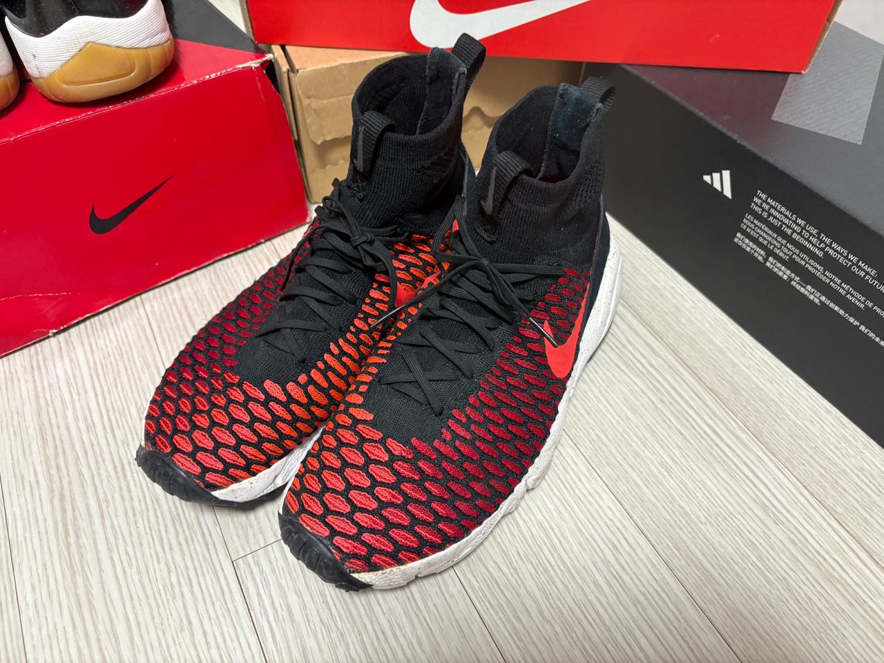 나이키 마지스타 플라이니트 265 빨검 운동화