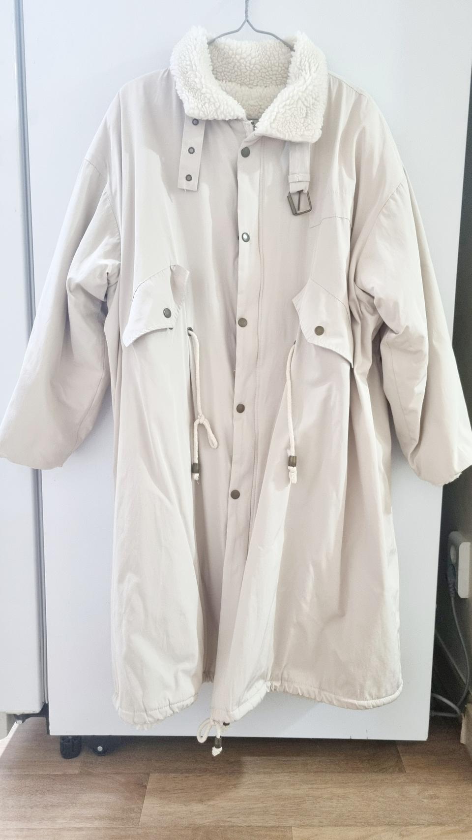 아이보리 롱 점퍼(free)