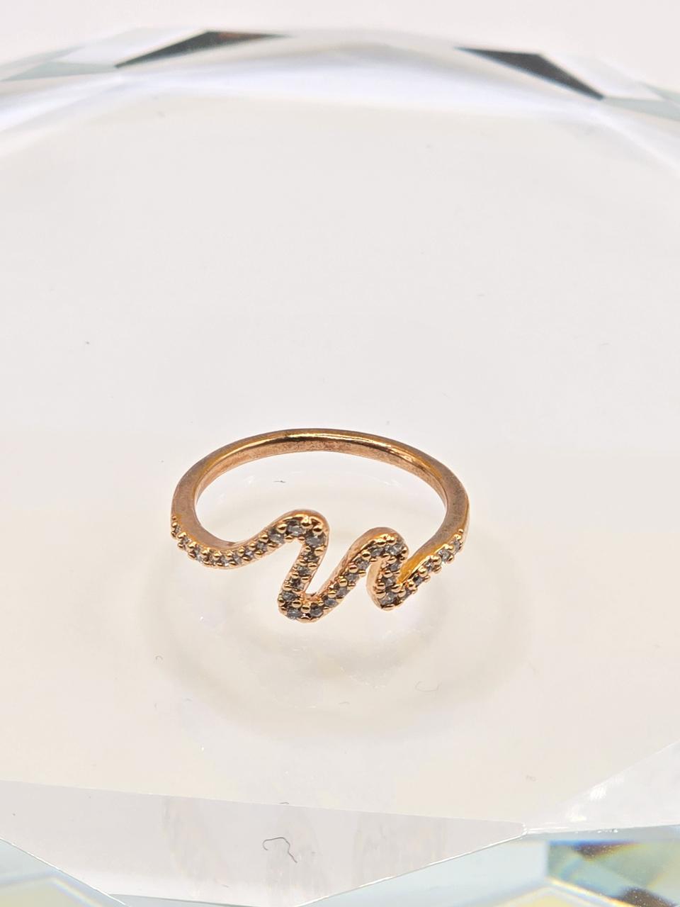 물결모양의 큐빅셋팅 핸드메이드 반지