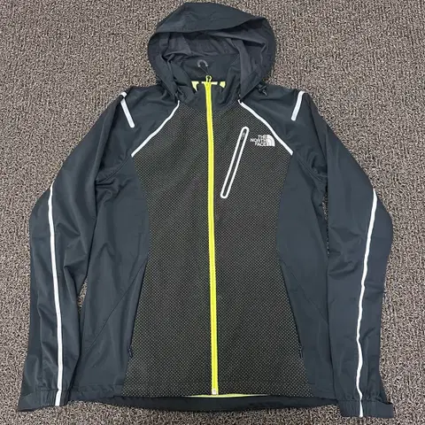 노스페이스 경량 바람막이 자켓 95(M)