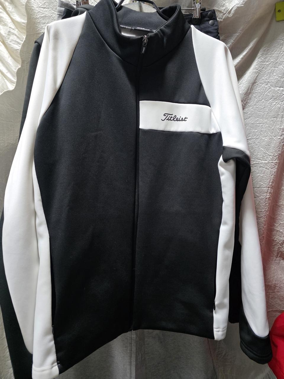 타이틀리스트 기모집업