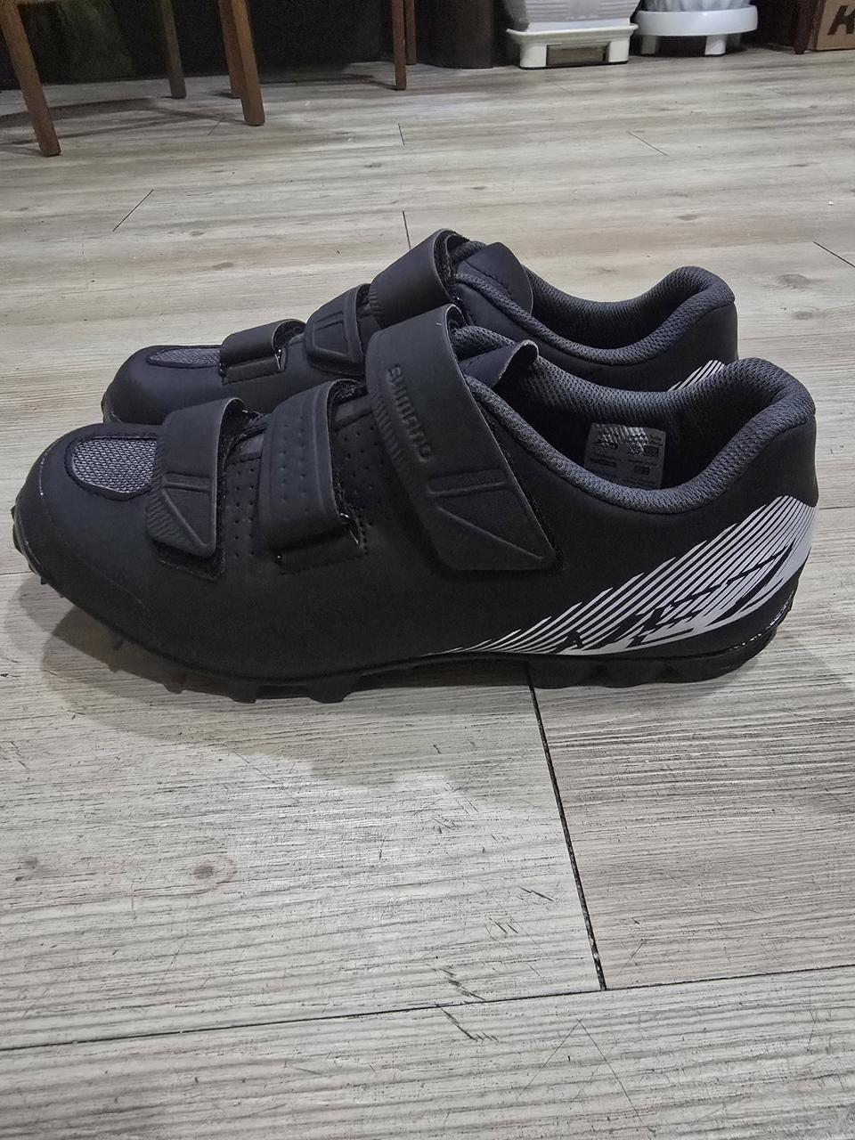 미사용품 시마노 MTB 싸이클링 슈즈 42 265mm