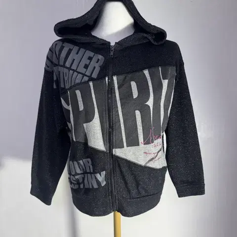 Sky bomber 레터링 후드집업