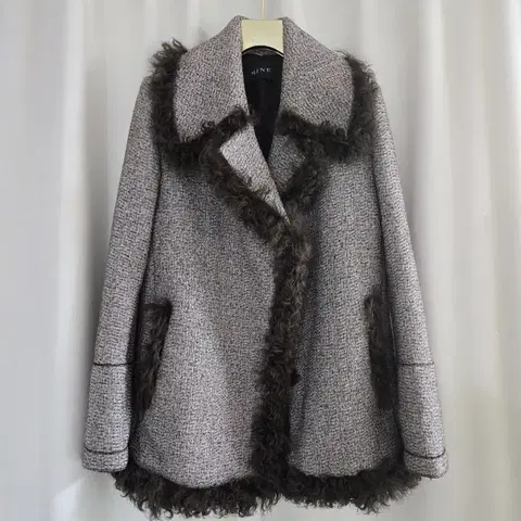 마인 트위드 퍼 코트